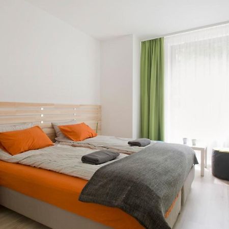 Modern Four Bedroom Apartment In Palace District Budapest Eksteriør bilde