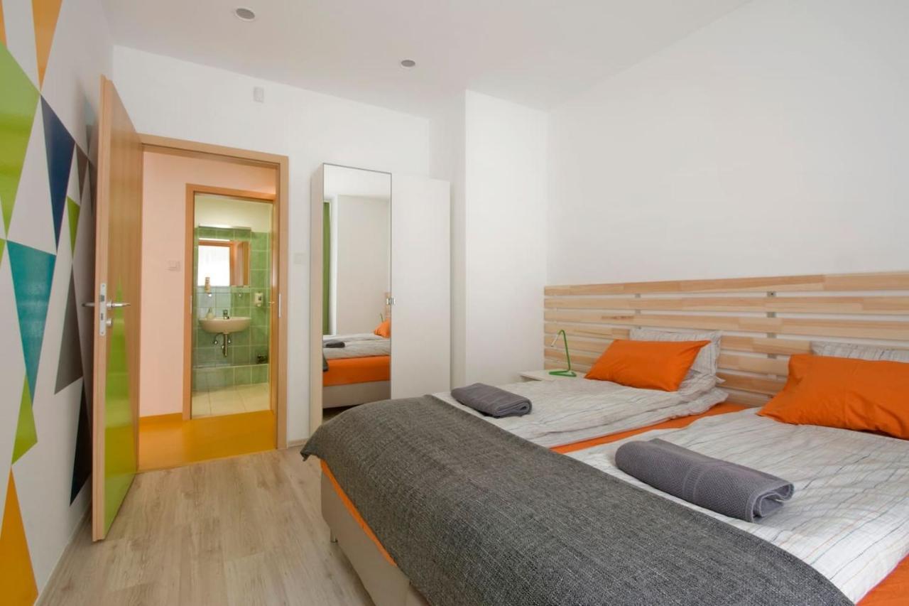 Modern Four Bedroom Apartment In Palace District Budapest Eksteriør bilde