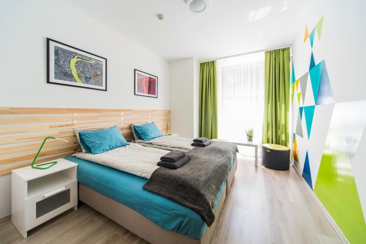 Modern Four Bedroom Apartment In Palace District Budapest Eksteriør bilde